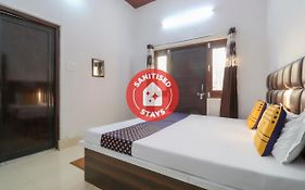 Hotel Arman